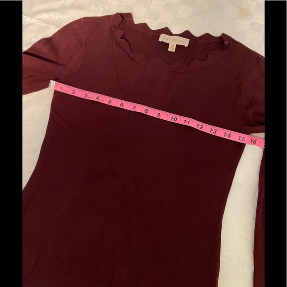 🌼 3/$18. Philosophy scalloped sweater wine  size XS - Picture 7 of 9